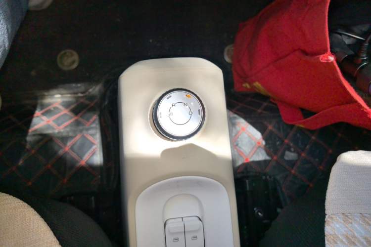 Used Wuling Hongguang MINIEV 2024 3rd Generation 215km Youth Edition Gear Lever