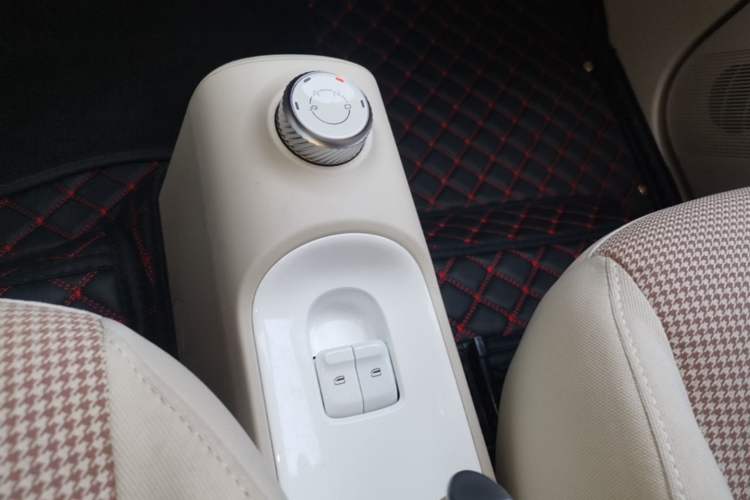 Used Wuling Hongguang MINIEV 2024 3rd Generation 215km Youth Edition Gear Lever