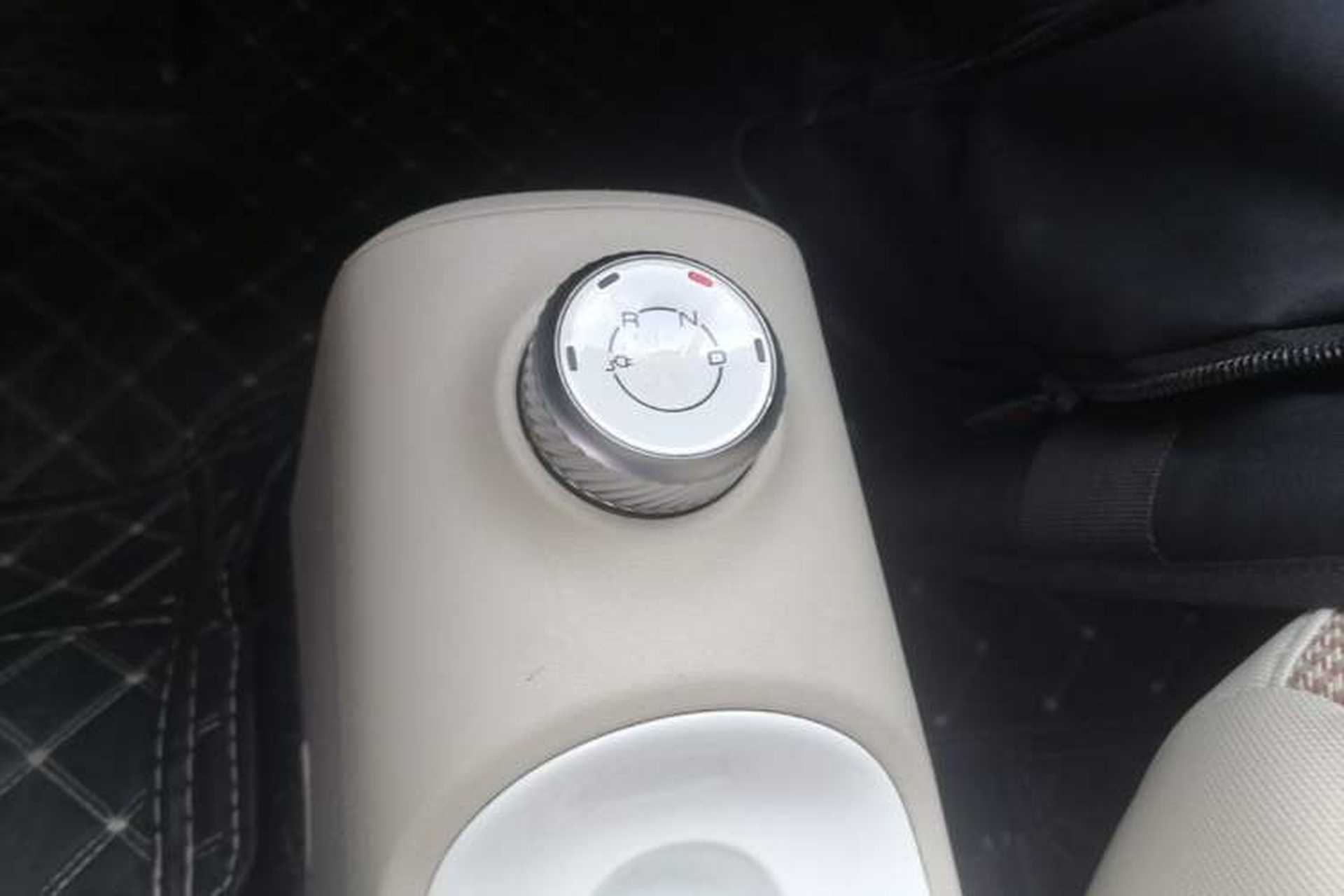 Used Wuling Hongguang MINIEV 2024 3rd Generation 215km Youth Edition Gear Lever