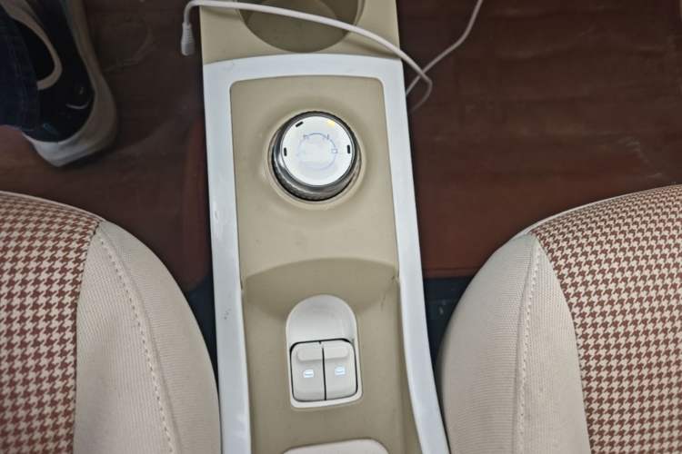 Used Wuling Hongguang MINIEV 2024 3rd Generation 215km Youth Edition Gear Lever