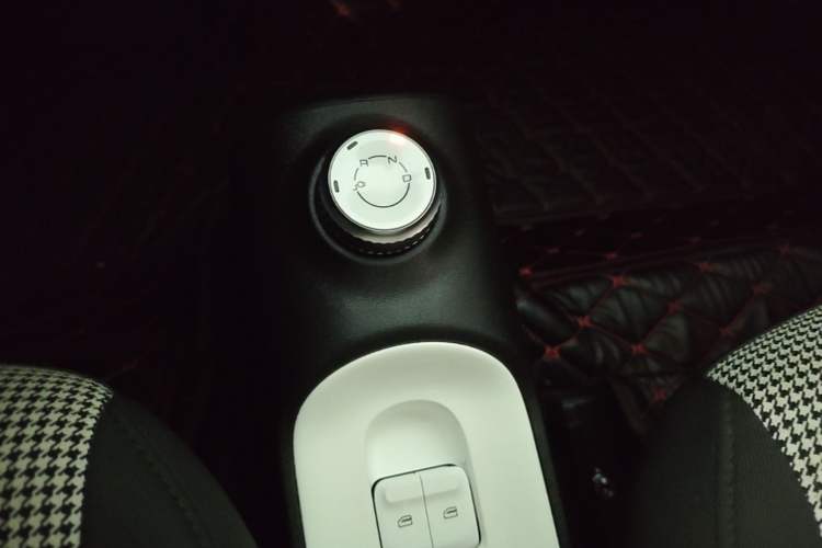 Used Wuling Hongguang MINIEV 2024 3rd Generation 215km Advanced Version Gear Lever