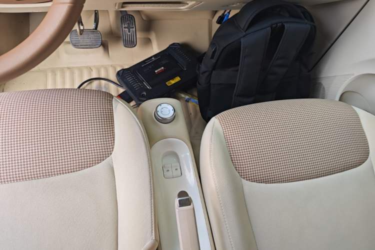 Used Wuling Hongguang MINIEV 2024 3rd Generation 215km Youth Edition Gear Lever