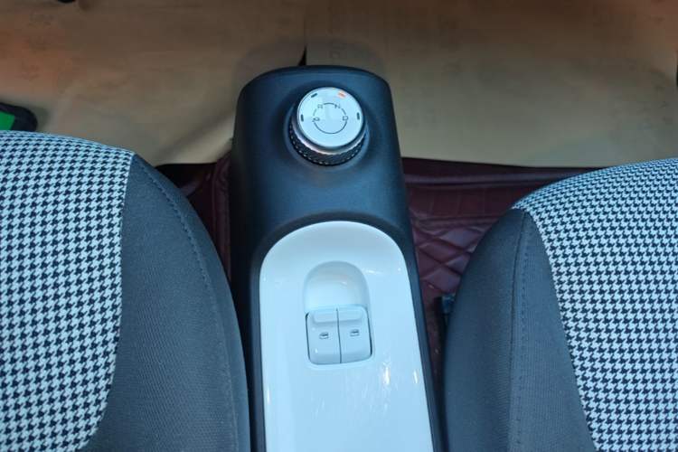 Used Wuling Hongguang MINIEV 2024 3rd Generation 215km Advanced Version Gear Lever