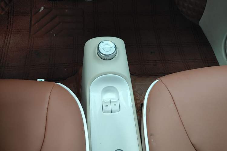 Used Wuling Hongguang MINIEV 2024 3rd Generation 215km Advanced Version Gear Lever
