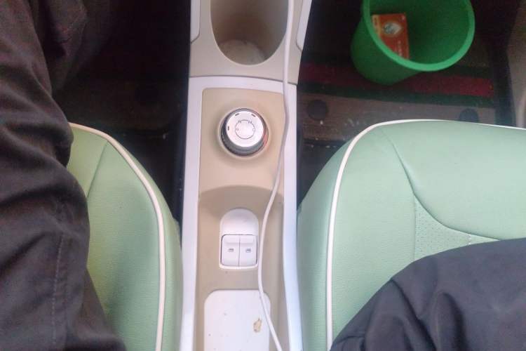 Used Wuling Hongguang MINIEV 2024 3rd Generation 215km Youth Edition Gear Lever