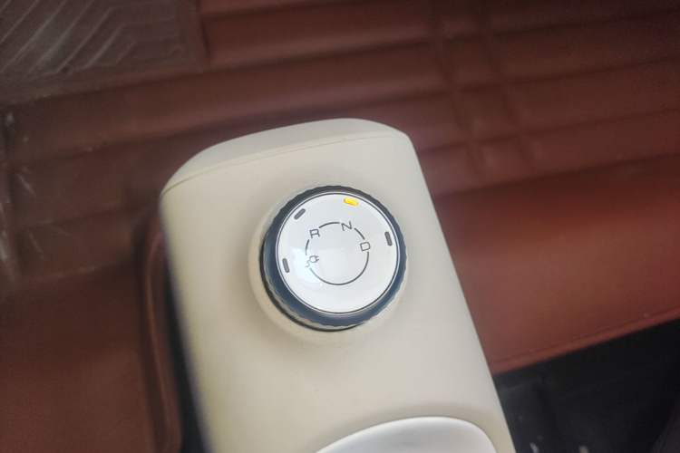 Used Wuling Hongguang MINIEV 2024 3rd Generation 215km Youth Edition Gear Lever