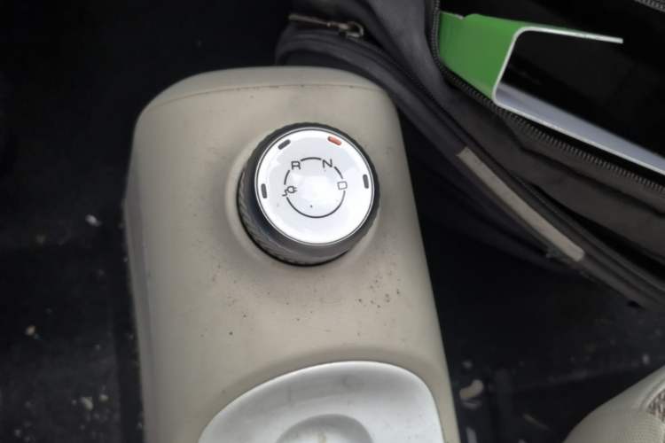 Used Wuling Hongguang MINIEV 2024 3rd Generation 215km Advanced Version Gear Lever