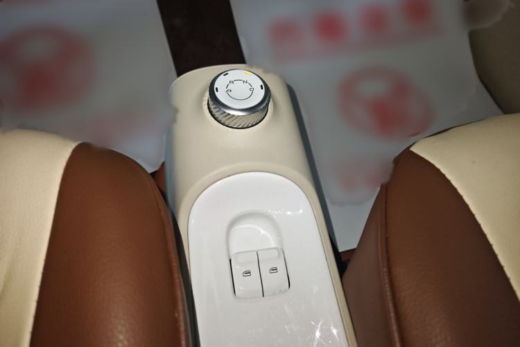 Used Wuling Hongguang MINIEV 2024 3rd Generation 215km Youth Edition Gear Lever