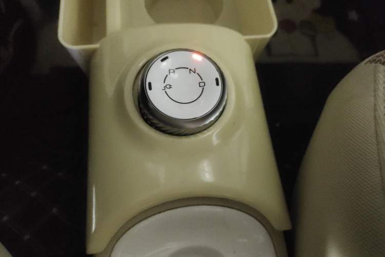 Used Wuling Hongguang MINIEV 2024 3rd Generation 215km Advanced Version Gear Lever