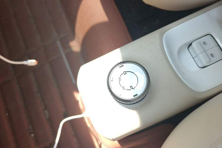 Used Wuling Hongguang MINIEV 2024 3rd Generation 215km Youth Edition Gear Lever