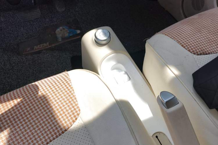 Used Wuling Hongguang MINIEV 2024 3rd Generation 215km Youth Edition Gear Lever