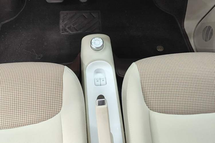 Used Wuling Hongguang MINIEV 2024 3rd Generation 215km Advanced Version Gear Lever