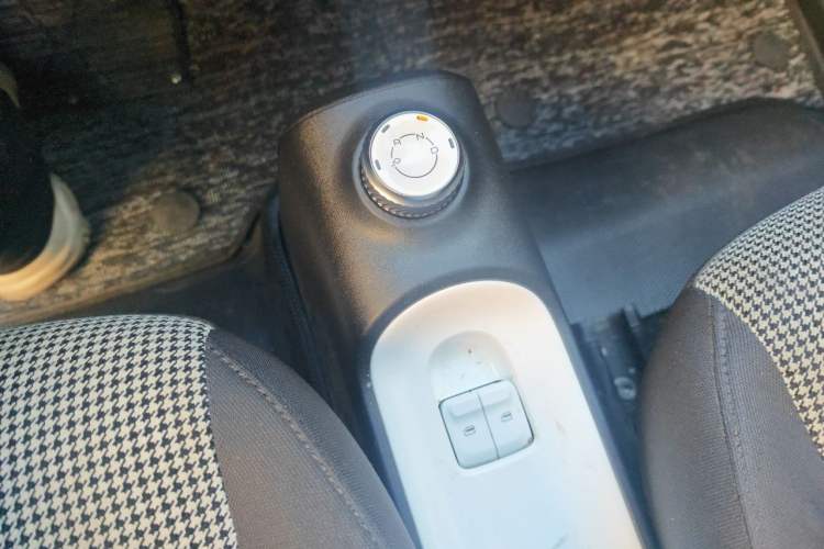 Used Wuling Hongguang MINIEV 2024 3rd Generation 215km Advanced Version Gear Lever