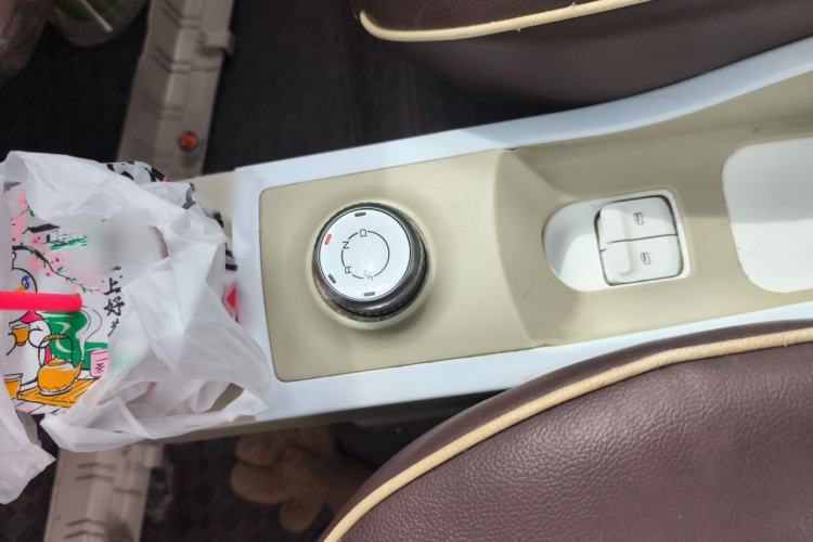 Used Wuling Hongguang MINIEV 2024 3rd Generation 215km Youth Edition Gear Lever
