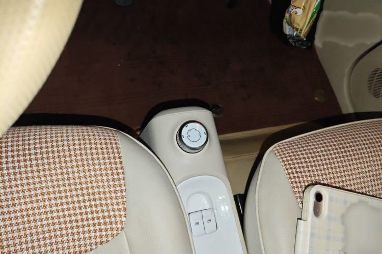 Used Wuling Hongguang MINIEV 2024 3rd Generation 215km Youth Edition Gear Lever