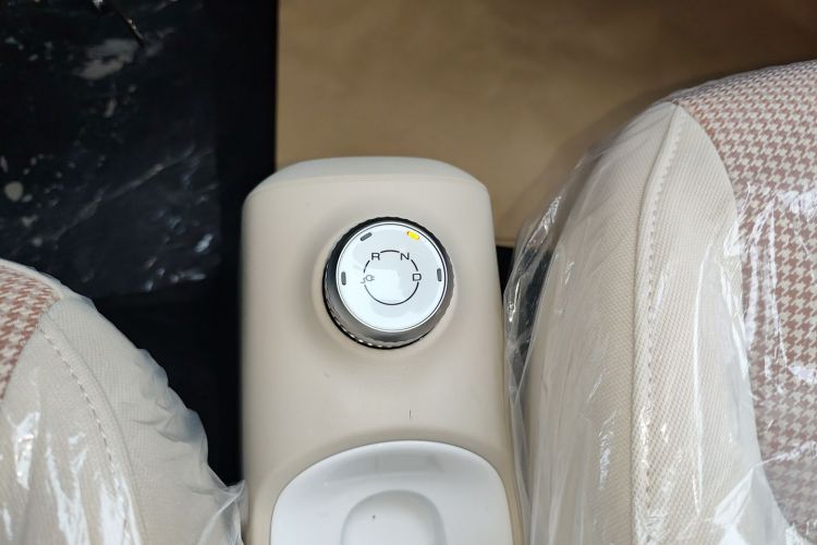 Used Wuling Hongguang MINIEV 2024 3rd Generation 215km Youth Edition Gear Lever