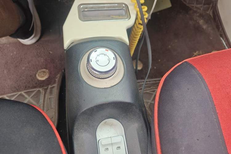 Used Wuling Hongguang MINIEV 2024 3rd Generation 215km Advanced Version Gear Lever