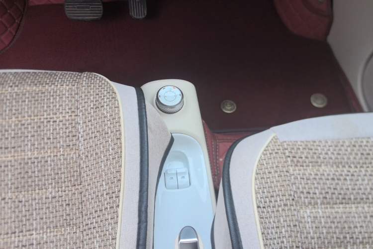 Used Wuling Hongguang MINIEV 2024 3rd Generation 215km Youth Edition Gear Lever
