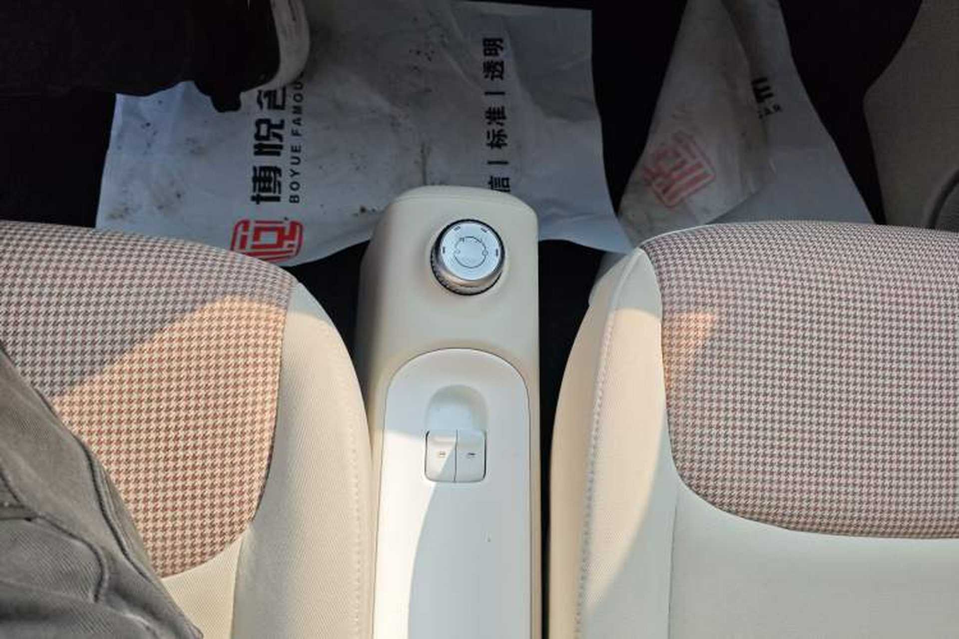 Used Wuling Hongguang MINIEV 2024 3rd Generation 170 km Gear Lever