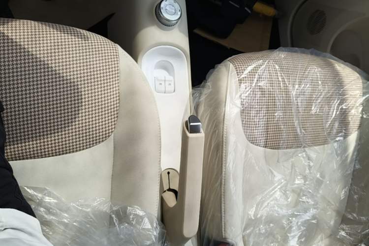 Used Wuling Hongguang MINIEV 2024 3rd Generation 215km Youth Edition Gear Lever