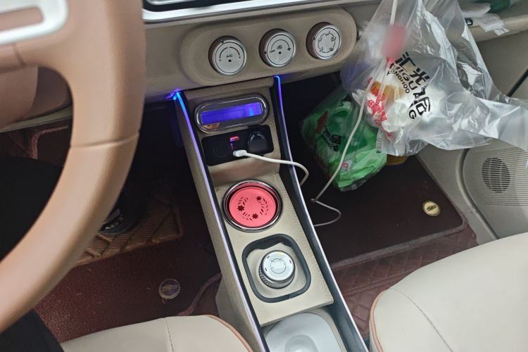 Used Wuling Hongguang MINIEV 2024 3rd Generation 215km Youth Edition Gear Lever