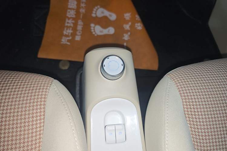 Used Wuling Hongguang MINIEV 2024 3rd Generation 215km Youth Edition Gear Lever