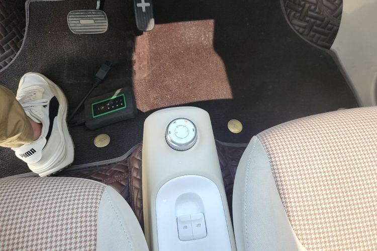 Used Wuling Hongguang MINIEV 2024 3rd Generation 215km Advanced Version Gear Lever