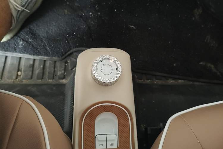 Used Wuling Hongguang MINIEV 2024 3rd Generation 215km Youth Edition Gear Lever