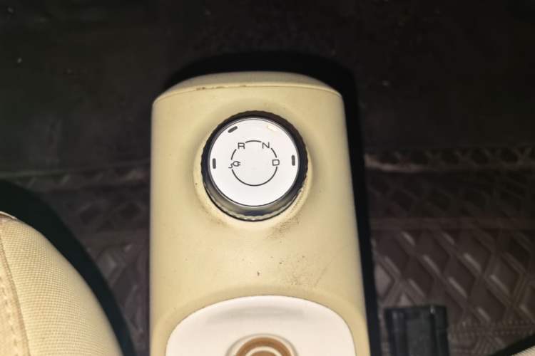 Used Wuling Hongguang MINIEV 2024 3rd Generation 215km Advanced Version Gear Lever