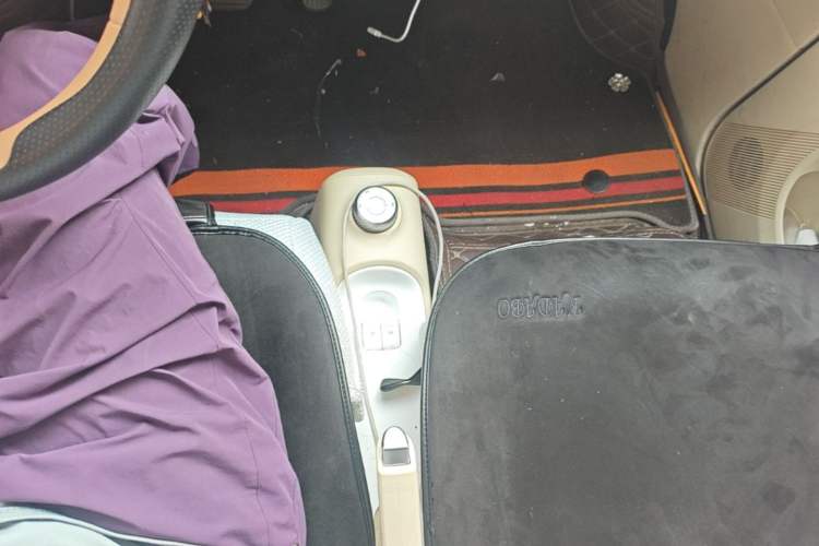 Used Wuling Hongguang MINIEV 2024 3rd Generation 215km Youth Edition Gear Lever
