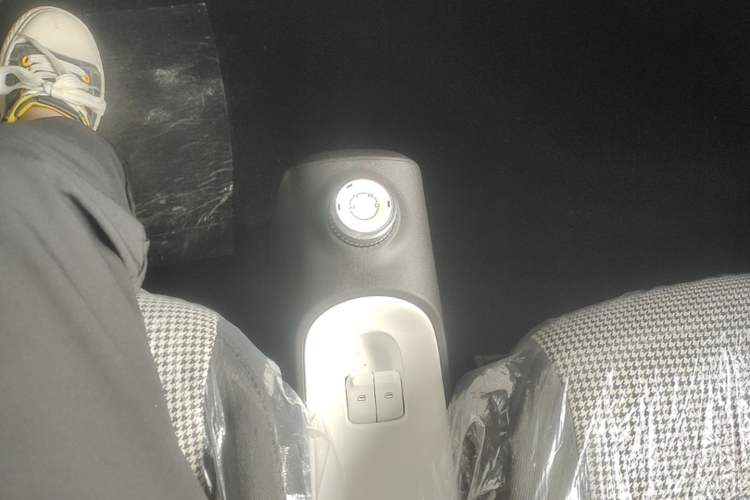 Used Wuling Hongguang MINIEV 2024 3rd Generation 215km Youth Edition Gear Lever