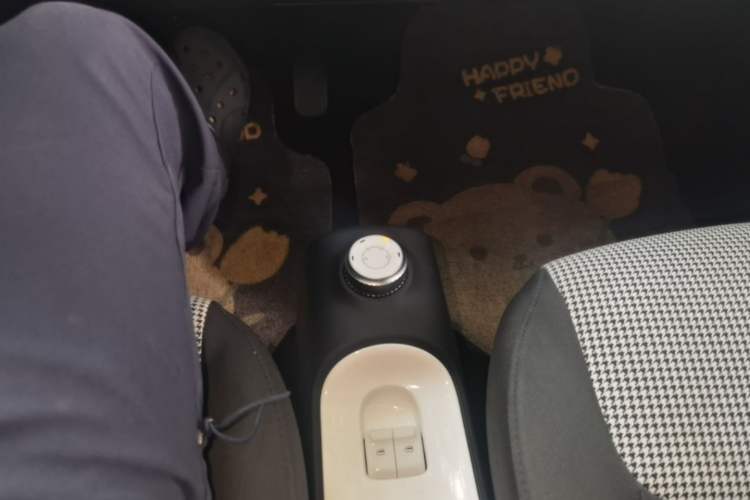 Used Wuling Hongguang MINIEV 2024 3rd Generation 215km Youth Edition Gear Lever