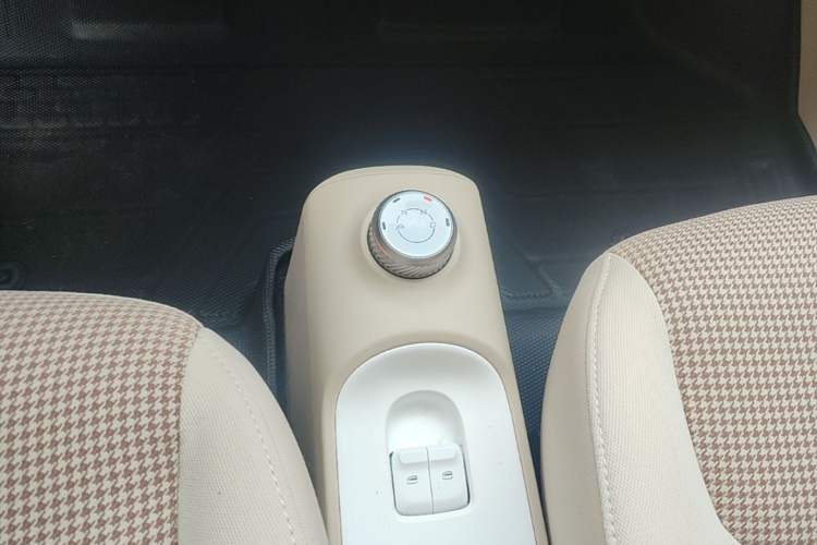 Used Wuling Hongguang MINIEV 2024 3rd Generation 215km Advanced Version Gear Lever