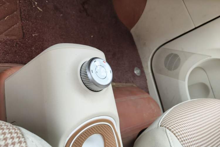 Used Wuling Hongguang MINIEV 2024 3rd Generation 215km Youth Edition Gear Lever