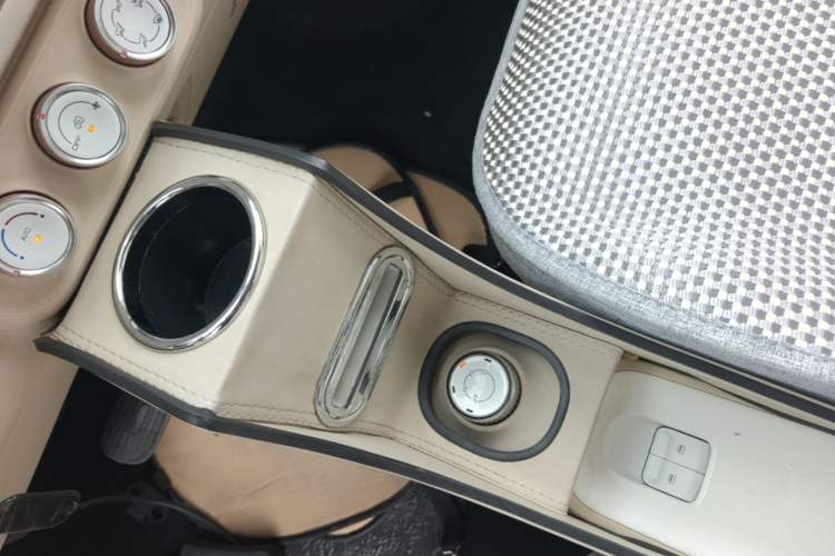 Used Wuling Hongguang MINIEV 2024 3rd Generation 215km Advanced Version Gear Lever