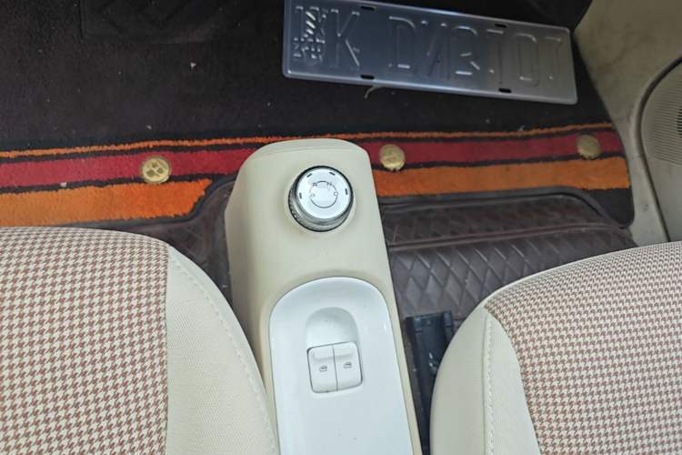 Used Wuling Hongguang MINIEV 2024 3rd Generation 215km Youth Edition Gear Lever