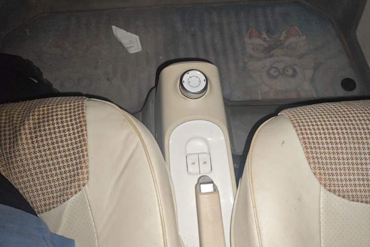 Used Wuling Hongguang MINIEV 2024 3rd Generation 215km Youth Edition Gear Lever