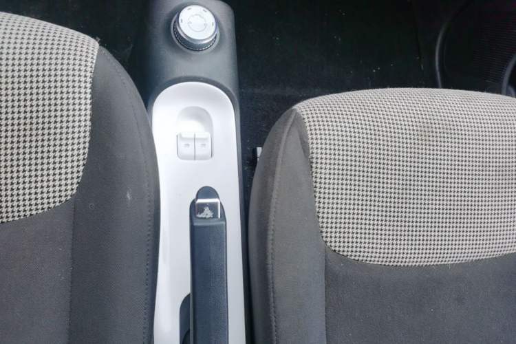 Used Wuling Hongguang MINIEV 2024 3rd Generation 215km Youth Edition Gear Lever