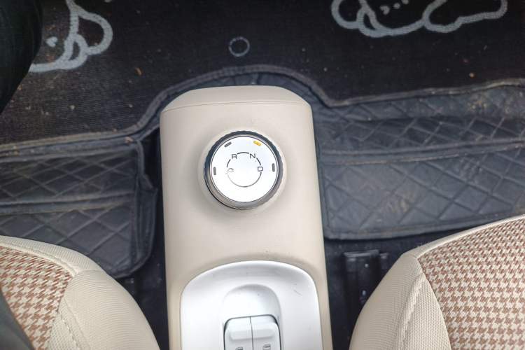 Used Wuling Hongguang MINIEV 2024 3rd Generation 215km Advanced Version Gear Lever