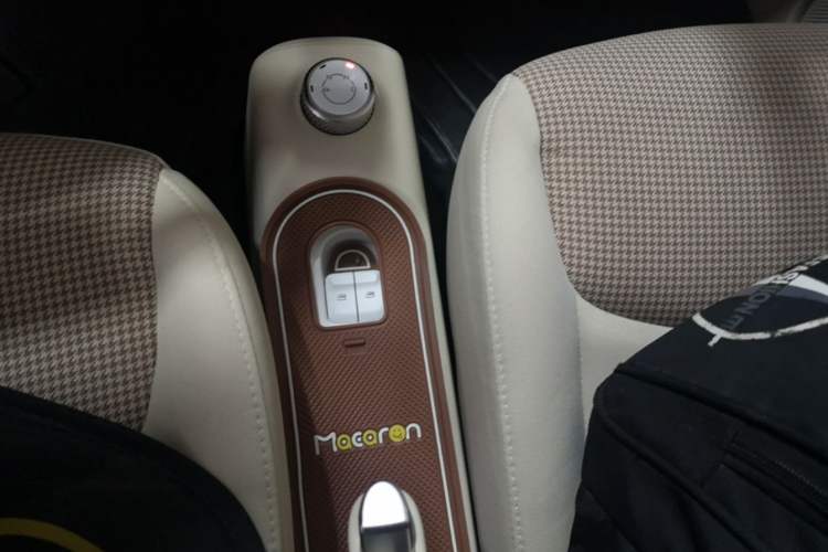 Used Wuling Hongguang MINIEV 2024 3rd Generation 215km Advanced Version Gear Lever