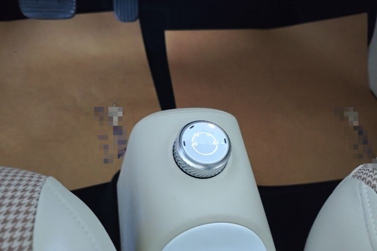 Used Wuling Hongguang MINIEV 2024 3rd Generation 215km Youth Edition Gear Lever