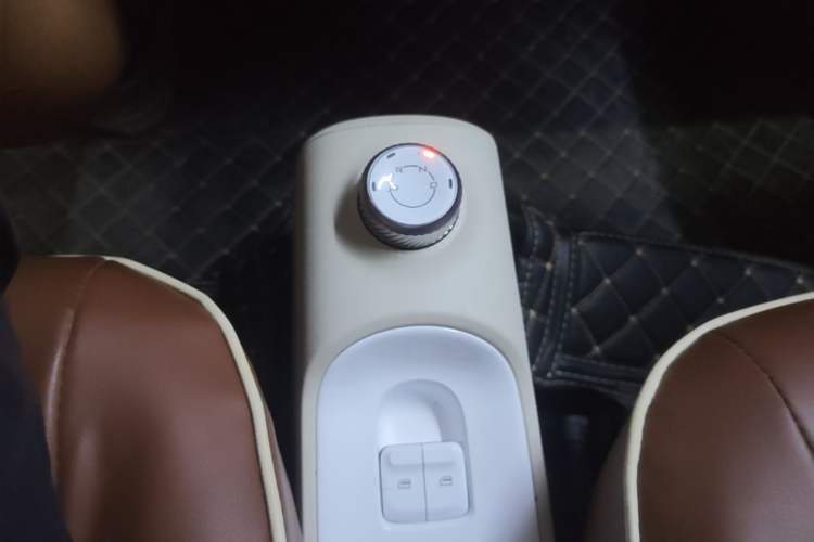 Used Wuling Hongguang MINIEV 2024 3rd Generation 215km Advanced Version Gear Lever