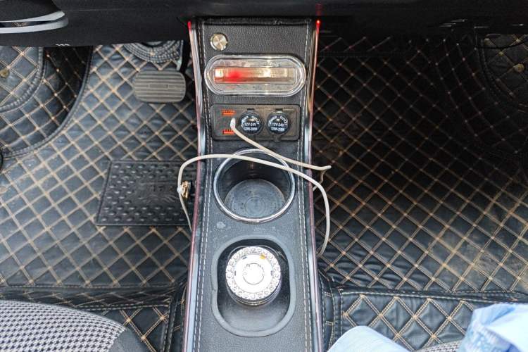 Used Wuling Hongguang MINIEV 2024 3rd Generation 215km Youth Edition Gear Lever