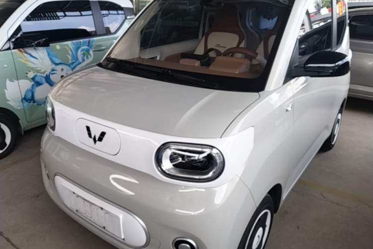 Used Wuling Hongguang MINIEV 2024 3rd Generation 215km Youth Edition Guazi used car, China used car export, Used car for sale, Used cars, Cheapest cars for sale