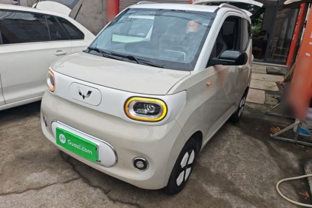 Używany Wuling Hongguang MINIEV 2024 3rd Generation 215km Advanced Version