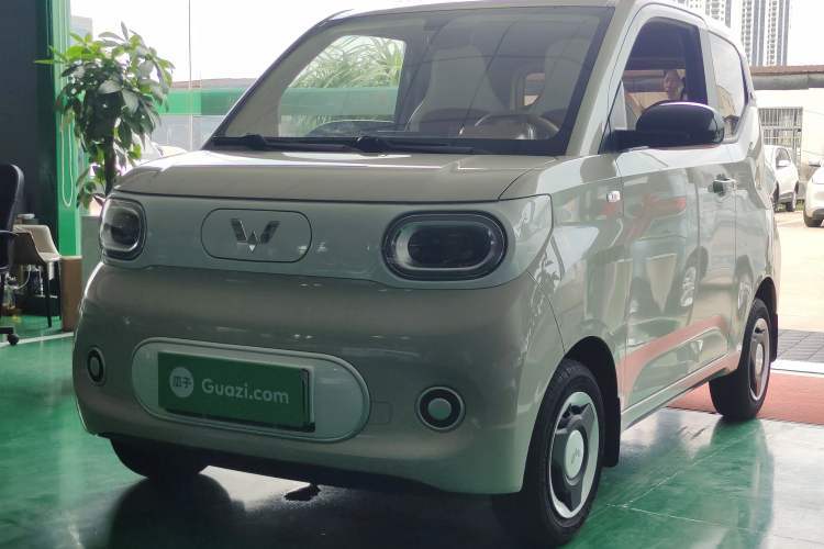 Used Wuling Hongguang MINIEV 2024 3rd Generation 215km Youth Edition Guazi used car, China used car export, Used car for sale, Used  cars, Cheapest cars for sale