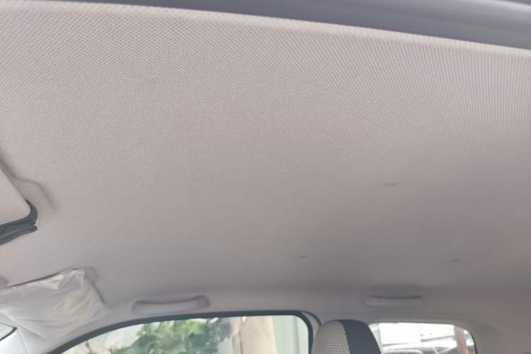 Used Wuling Hongguang MINIEV 2024 3rd Generation 215km Advanced Version Headliner