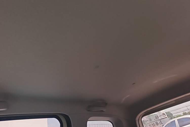 Used Wuling Hongguang MINIEV 2024 3rd Generation 215km Youth Edition Headliner
