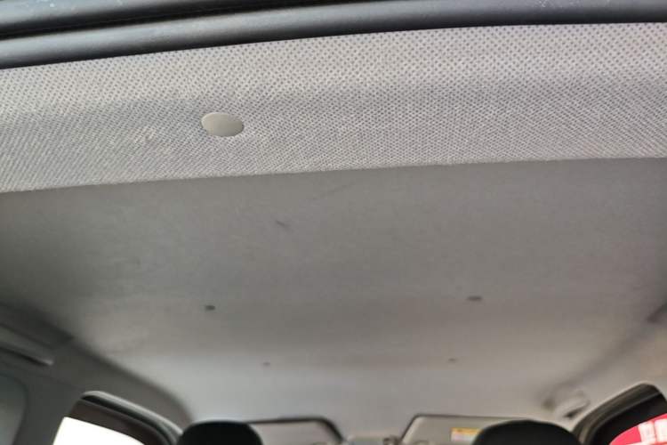 Used Wuling Hongguang MINIEV 2024 3rd Generation 215km Advanced Version Headliner