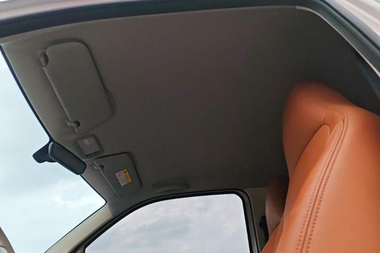 Used Wuling Hongguang MINIEV 2024 3rd Generation 215km Youth Edition Headliner